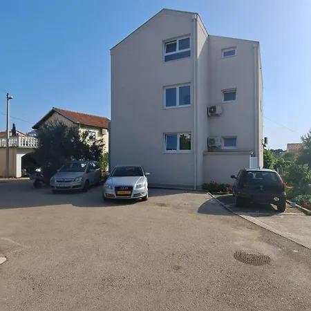 アパート - 2 Bedroom With Sea View