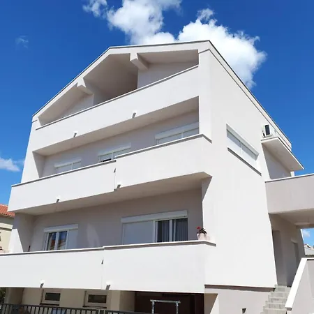 - 2 Bedroom With Sea View