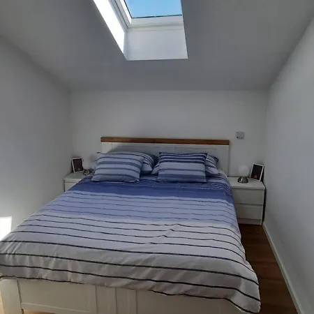 - 2 Bedroom With Sea View Lägenhet