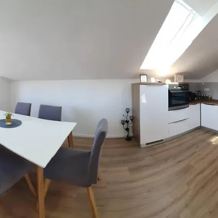 - 2 Bedroom With Sea View *