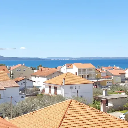 - 2 Bedroom With Sea View Apartment Zadar