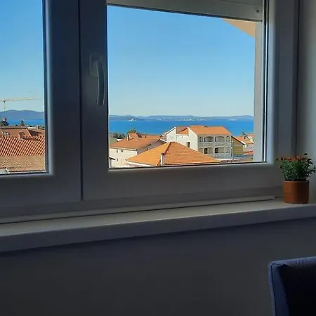 - 2 Bedroom With Sea View *