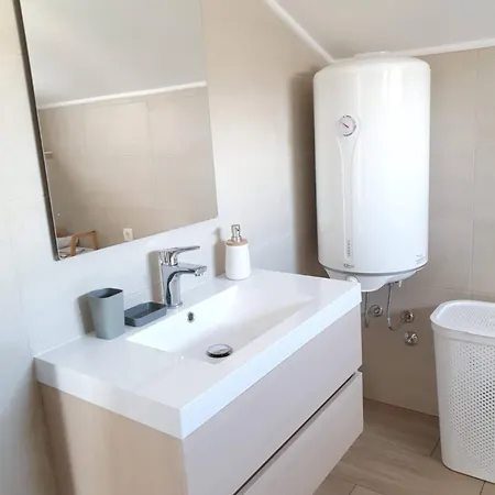 Lägenhet - 2 Bedroom With Sea View