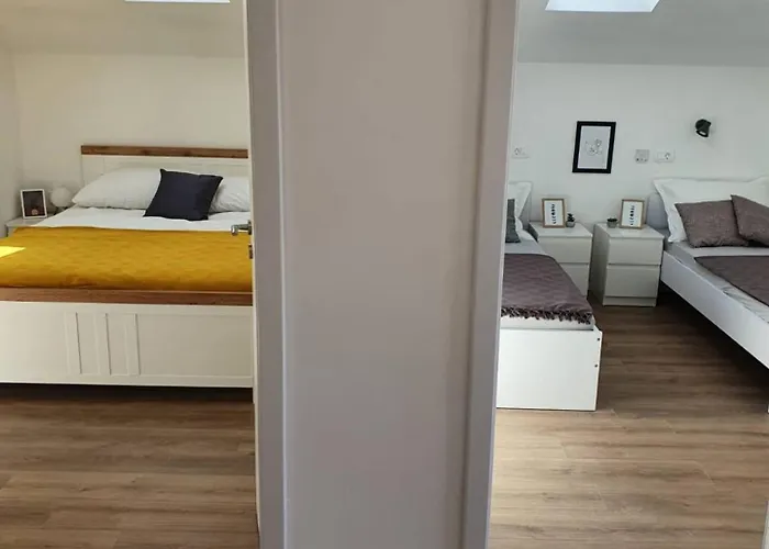 Διαμέρισμα - 2 Bedroom With Sea View *